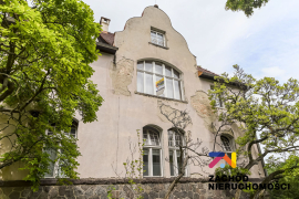 Lokal użytkowy 117m2 w budynku przy Szpitalu